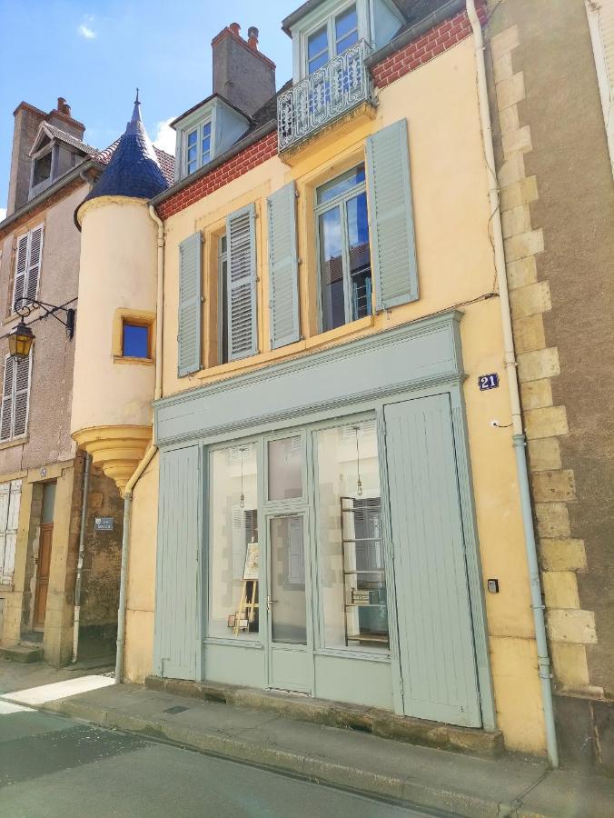 L'Atelier De L'Artiste - Moulins Coeur De Ville Exterior foto